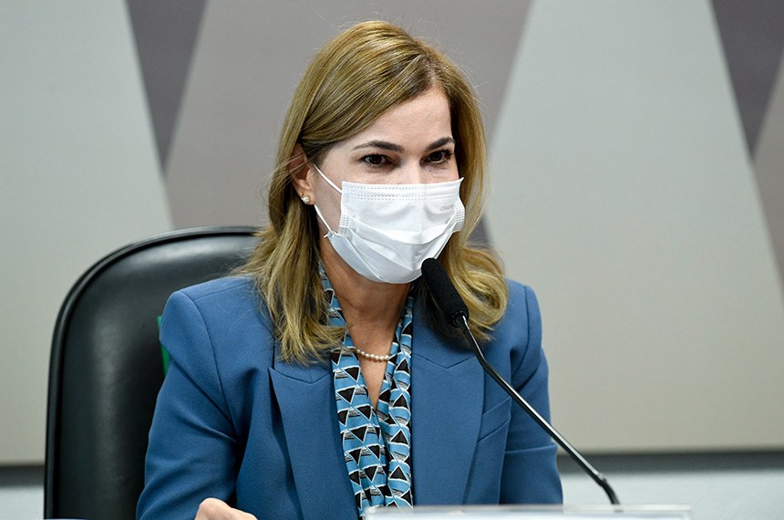 Apoio à Dra. Mayra Pinheiro sobre a postura da CPI da pandemia